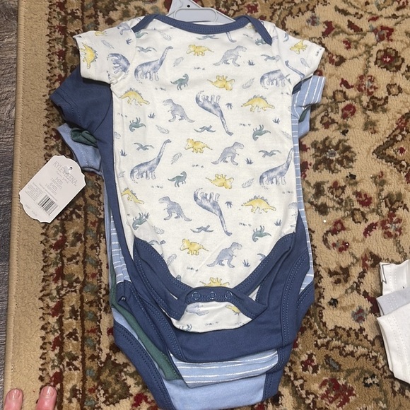 5 pc bodysuit - Picture 4 of 4